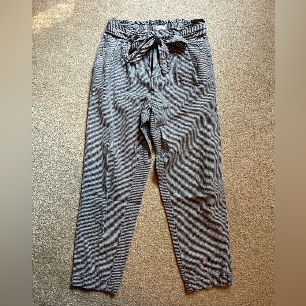 Loft Women’s small Pinstripe belted linen/cotton pants